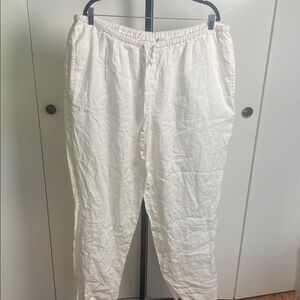 Liz Claiborne Women's Cream Straight Leg Pants